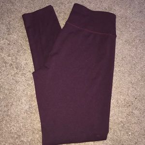 NWOT Aerie Chill Leggings - Maroon